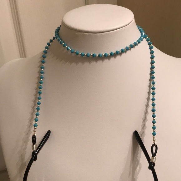 2/$90 ๐ Swarovski Crystal Eye Glasses Holder - Picture 3 of 9